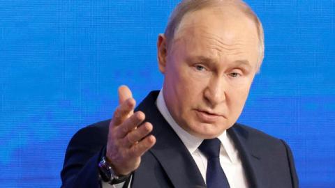 Putin's Nuclear Ultimatum: Troop Deployment To Ukraine Means War ...